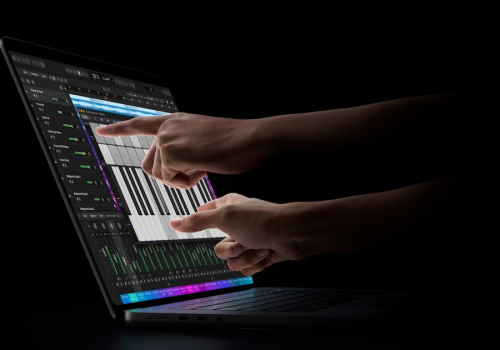 O MacBook Pro com Tela PROLED XDR pode chegar a custar mais de R$ 180 mil. Foto:  Carlos Palmeira/TecMundo/Estadão